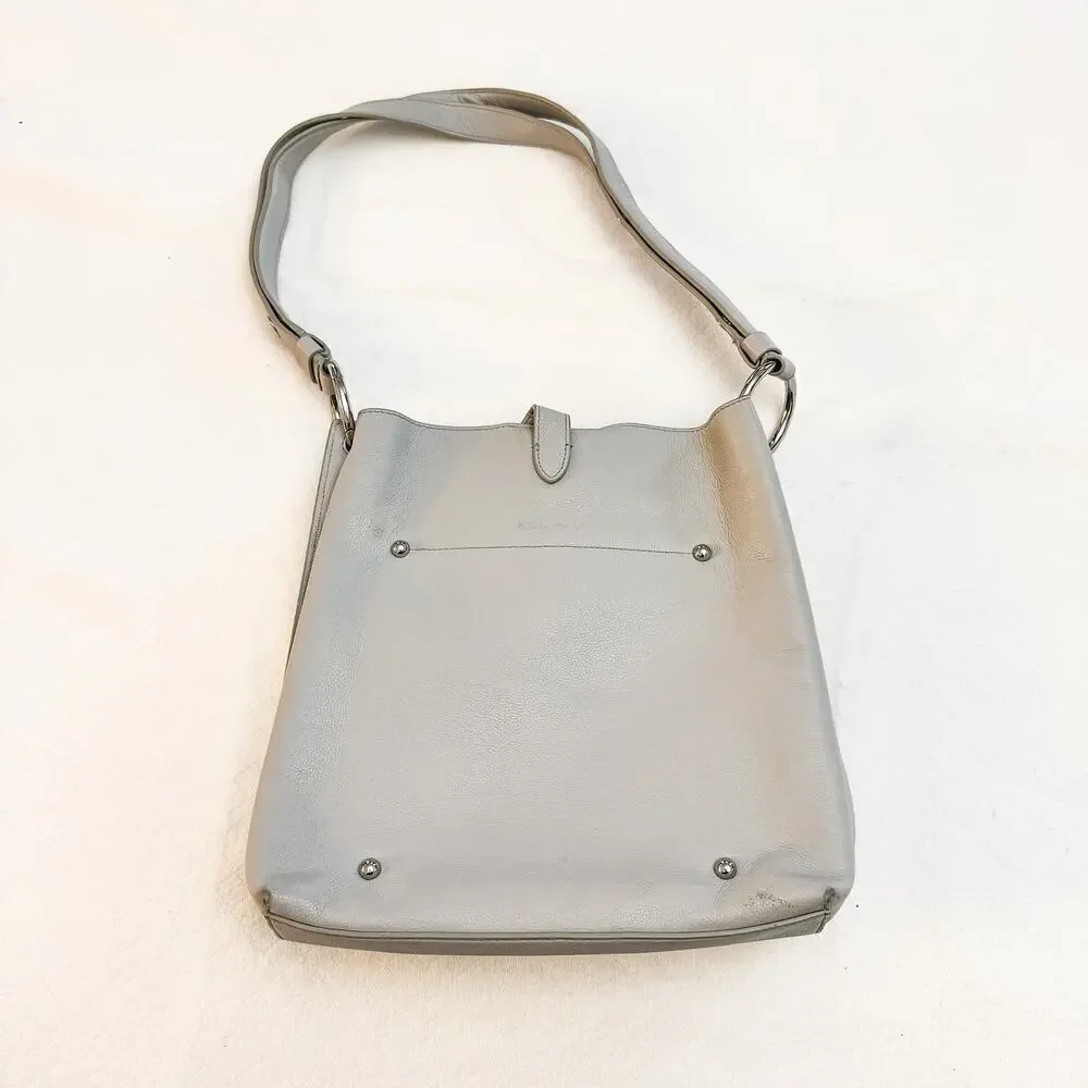 Rebecca Minkoff Gray Leather Bucket Bag Magnetic Closure EUC